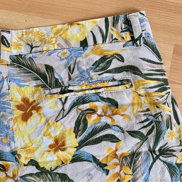 OLD NAVY Tropical Everyday Linen Shorts Mid-Rise - Picture 6 of 8